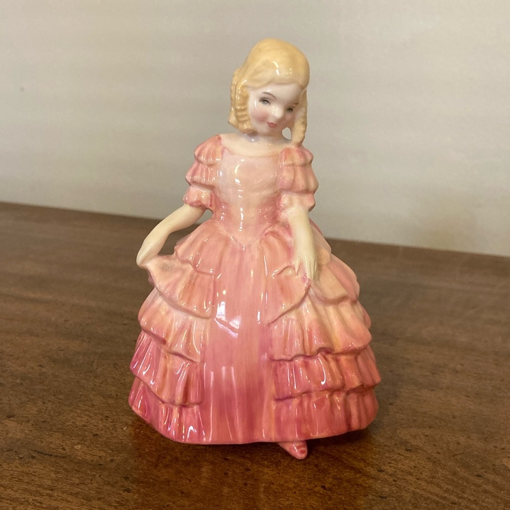 Royal Doulton English Darling Rose Figurine HN 1368 Vintage Bone China